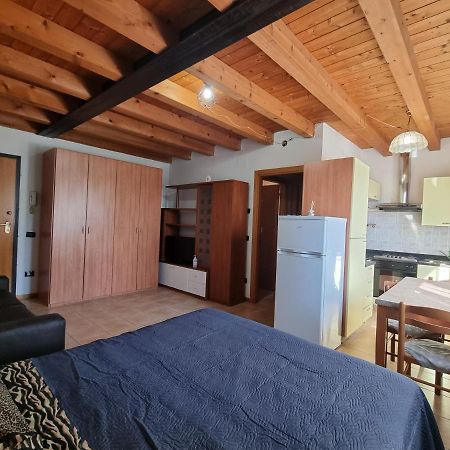 Antica Corte Ortaia Appartamenti Povegliano Veronese Exterior foto